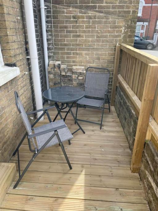 Stylish 1 Bedroom Flat In Heart Of Cowes Eksteriør billede