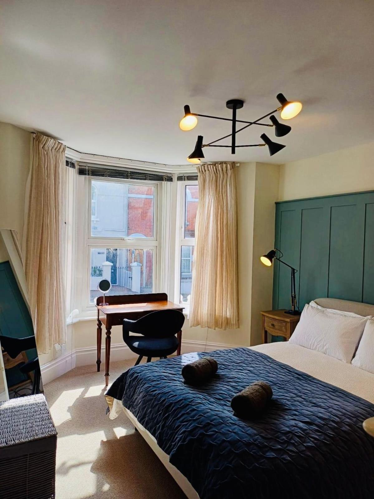 Stylish 1 Bedroom Flat In Heart Of Cowes Eksteriør billede
